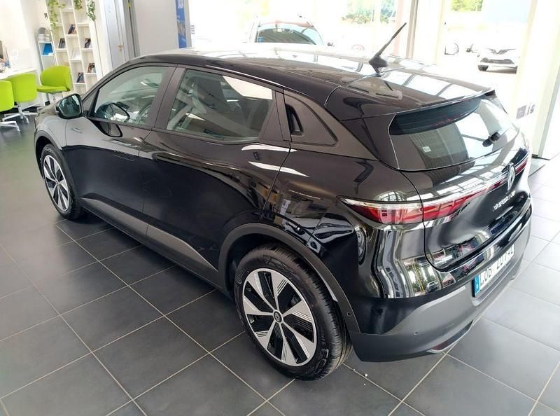 Gebraucht Renault Megane E-Tech Evolution 96 kW (131 PS) 2023 Schwarz Limousine