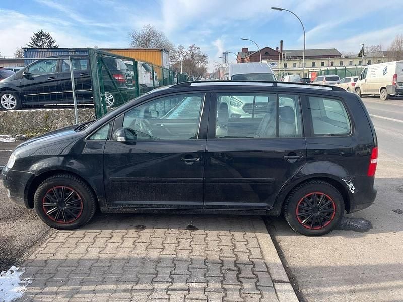 Gebraucht VW Touran Highline 116 PS (85 kW) 2004 Schwarz Van / Kleinbus