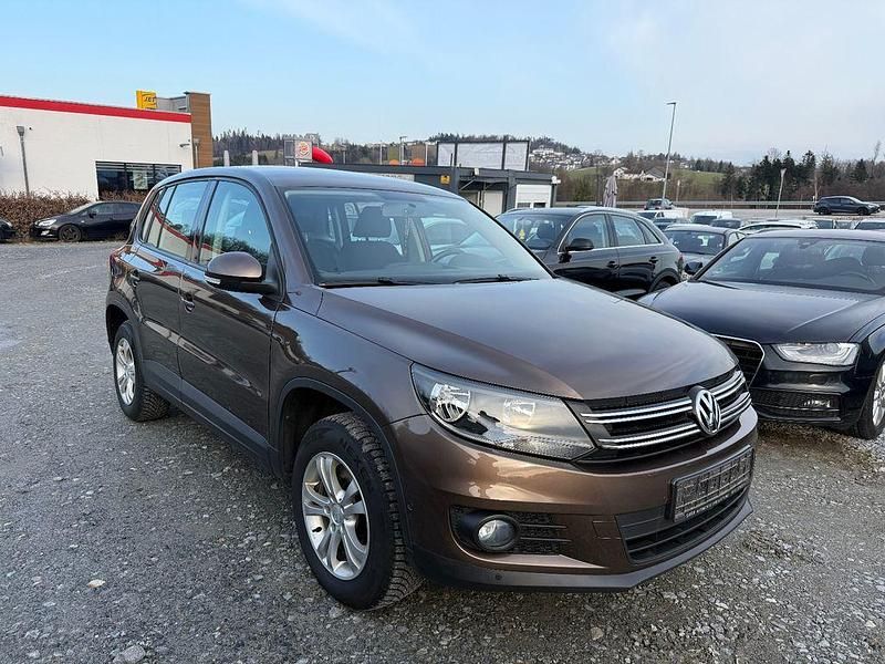 Gebraucht VW Tiguan Trendline 160 PS (117 kW) 2013 Braun SUV