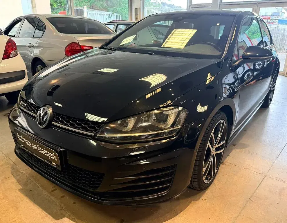 Gebraucht VW Golf VII Sound 184 PS (135 kW) 2017 Schwarz Limousine
