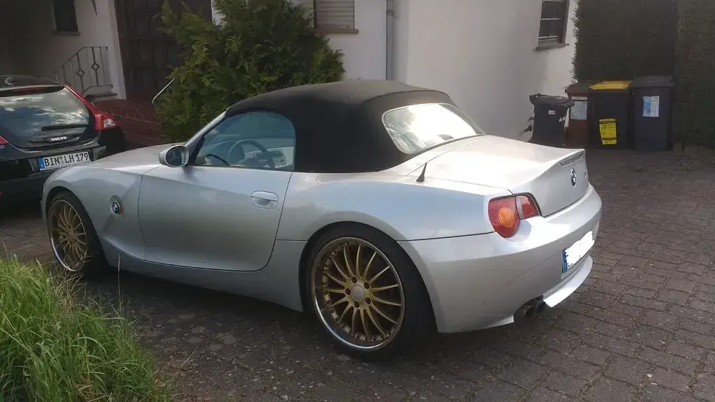 Gebraucht BMW Z4 Sport Line 192 PS (141 kW) 2004 Silber Cabrio
