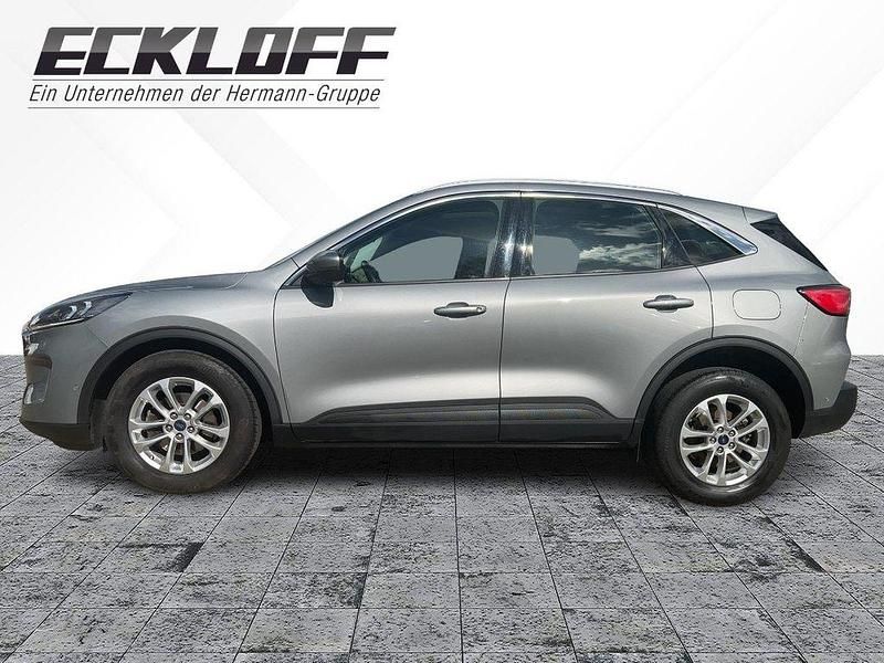 Gebraucht Ford Kuga Titanium 150 PS (110 kW) 2022 Solar silver met (silber) SUV