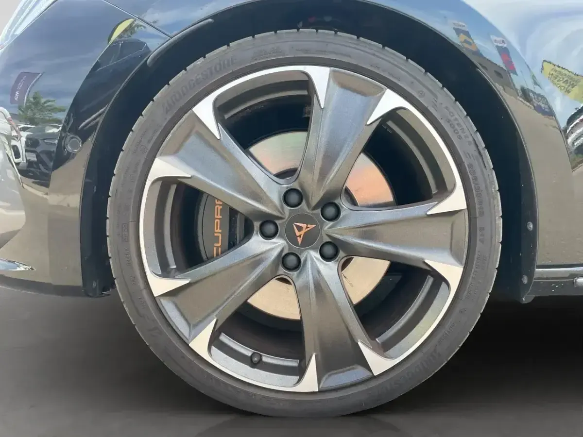 Gebraucht Cupra Leon VZ 180 PS (132 kW) 2024 Schwarz Limousine
