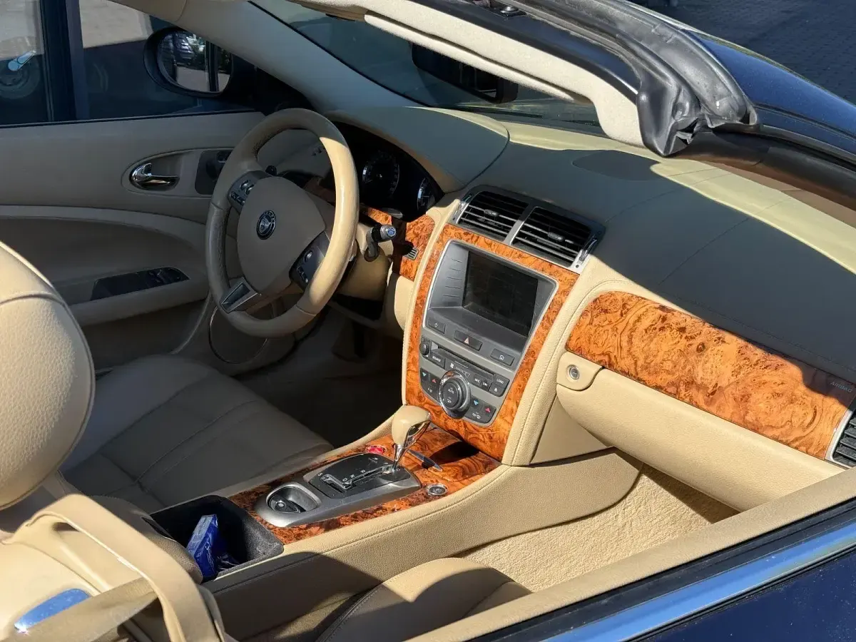 Gebraucht Jaguar XK 298 PS (219 kW) 2006 Blau Cabrio