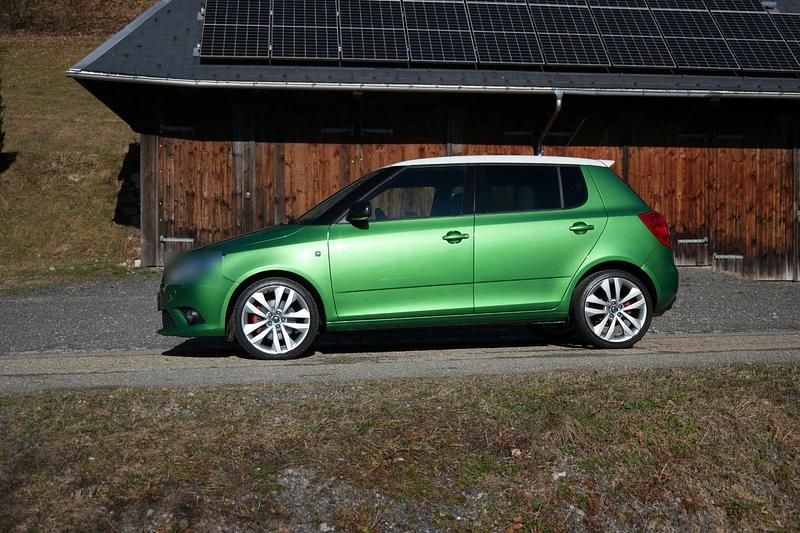 Gebraucht Skoda Fabia RS 179 PS (131 kW) 2011 Grün Kleinwagen