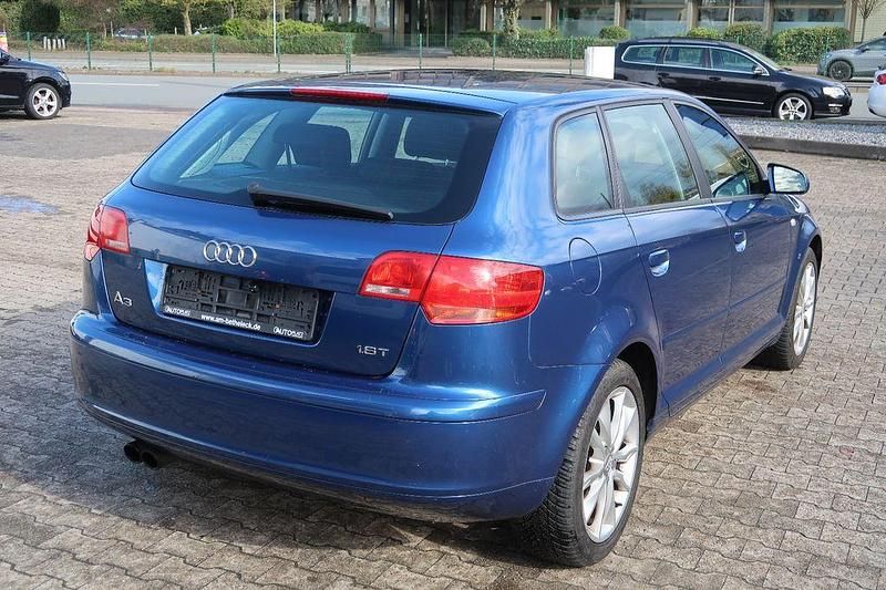 Gebraucht Audi A3 Ambiente 160 PS (117 kW) 2008 Blau Kleinwagen