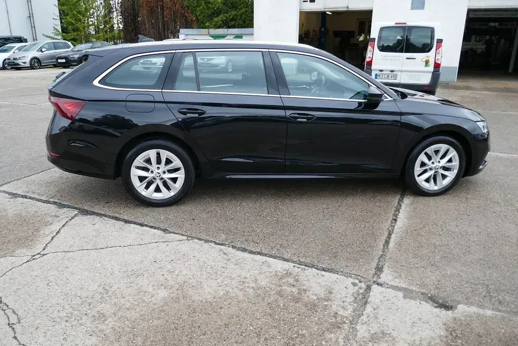 Gebraucht Skoda Octavia Style 150 PS (110 kW) 2023 Schwarz Kombi