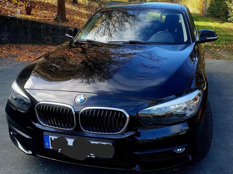 Schwarz Gebraucht 2017 BMW 116 Advantage Kleinwagen | 13.900 € (Etwas zu teuer) - Bild 1/4