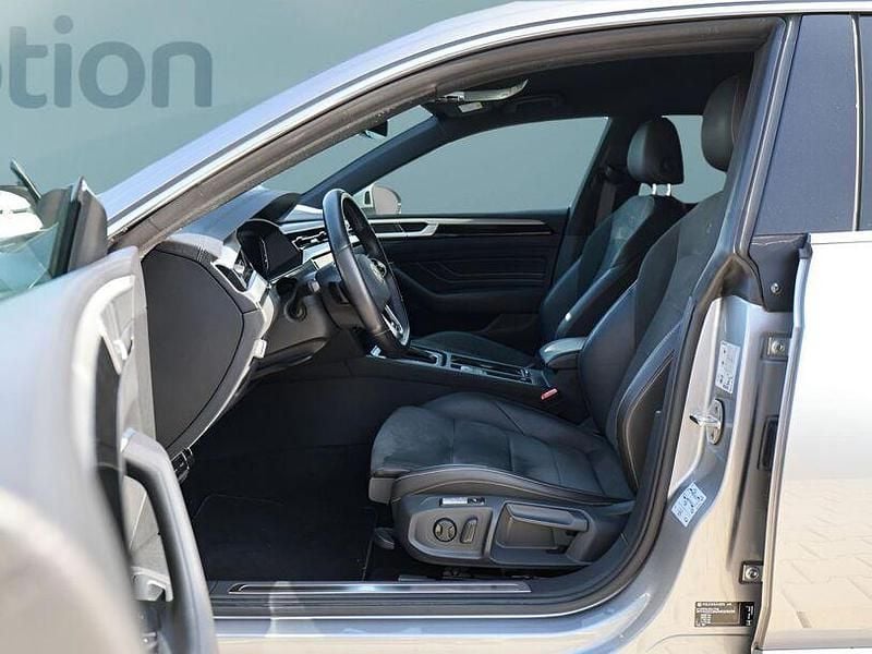 Używany VW Arteon 200 KM (147 kW) 2021 Srebrny Kombi