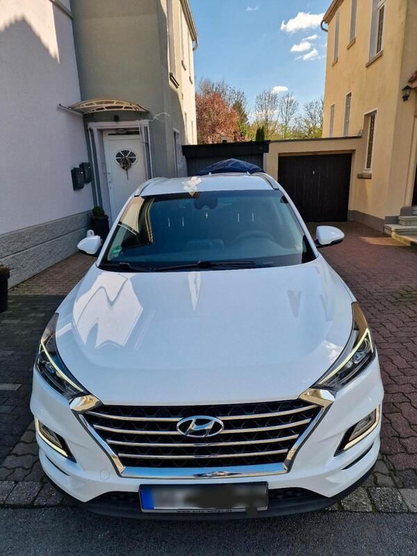 Weiß Gebraucht 2019 Hyundai Tucson SUV | 18.650 € - Bild 1/4