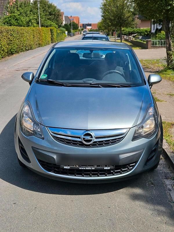 Grau Gebraucht 2014 Opel Corsa Kleinwagen | 2.850 € (Guter Preis) - Bild 1/4