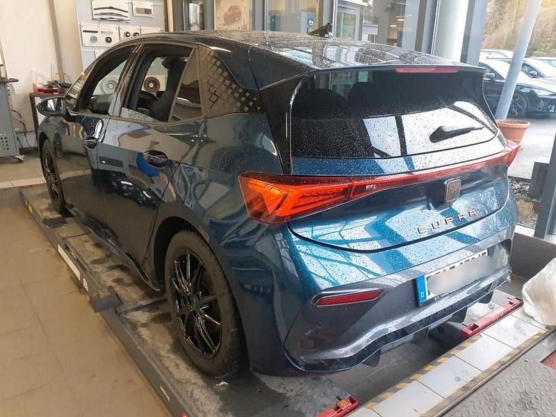 Gebraucht Cupra Born 150 kW (204 PS) 2022 Aurorablau Kleinwagen