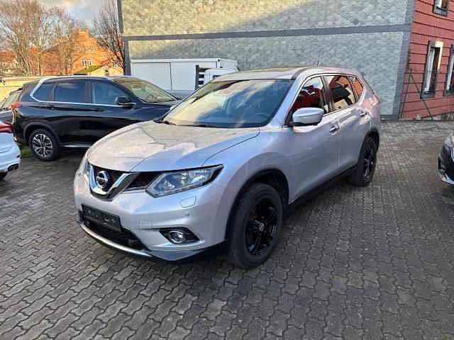 Newsilver metallic Gebraucht 2017 Nissan X-Trail 360º SUV | 16.945 € (Etwas zu teuer) - Bild 1/4