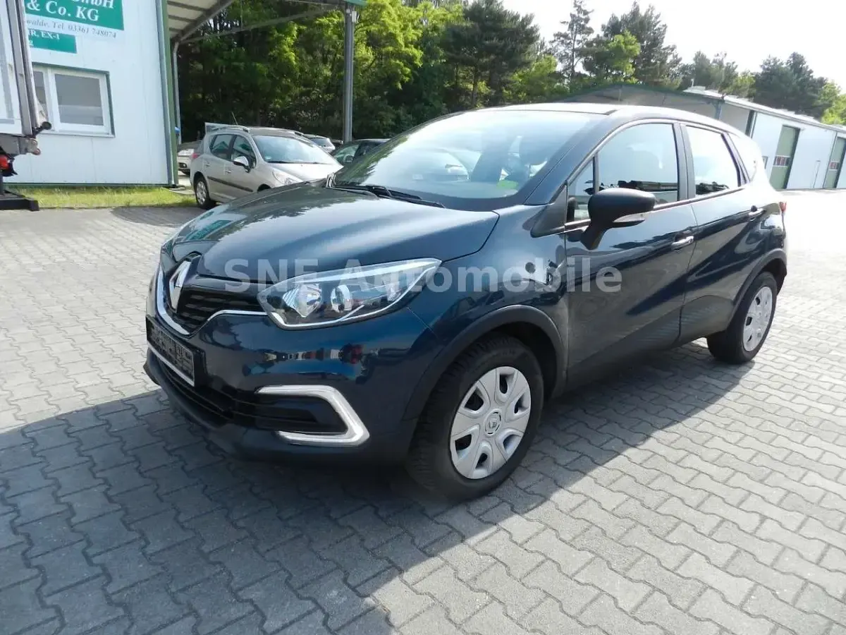 Gebraucht Renault Captur Life 90 PS (66 kW) 2018 Blau SUV