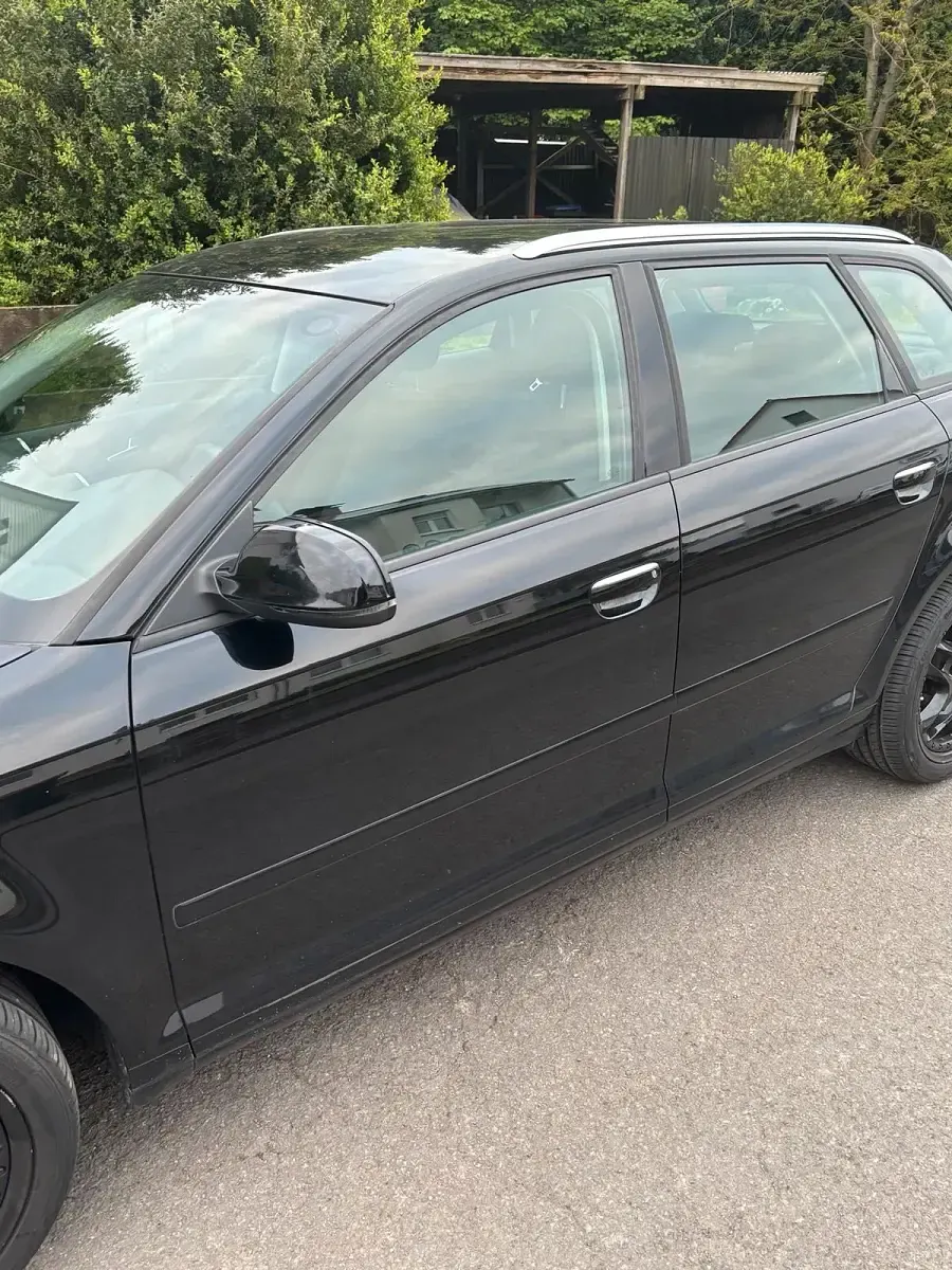 Gebraucht Audi A3 105 PS (77 kW) 2011 Schwarz Kleinwagen
