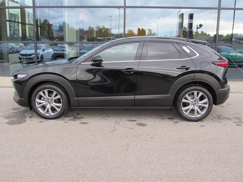 Neu Mazda CX-30 Exclusive 140 PS (102 kW) 2025 Schwarz SUV