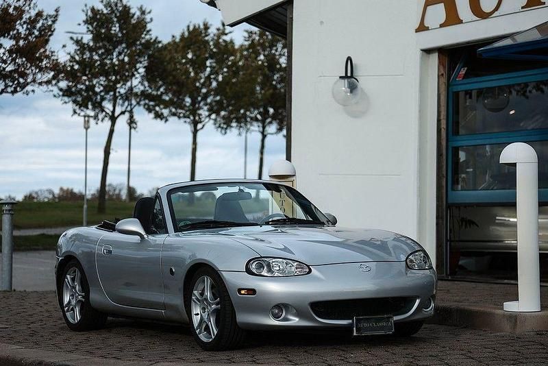 Gebraucht Mazda MX5 Inclusive 145 PS (106 kW) 2004 Silber Cabrio