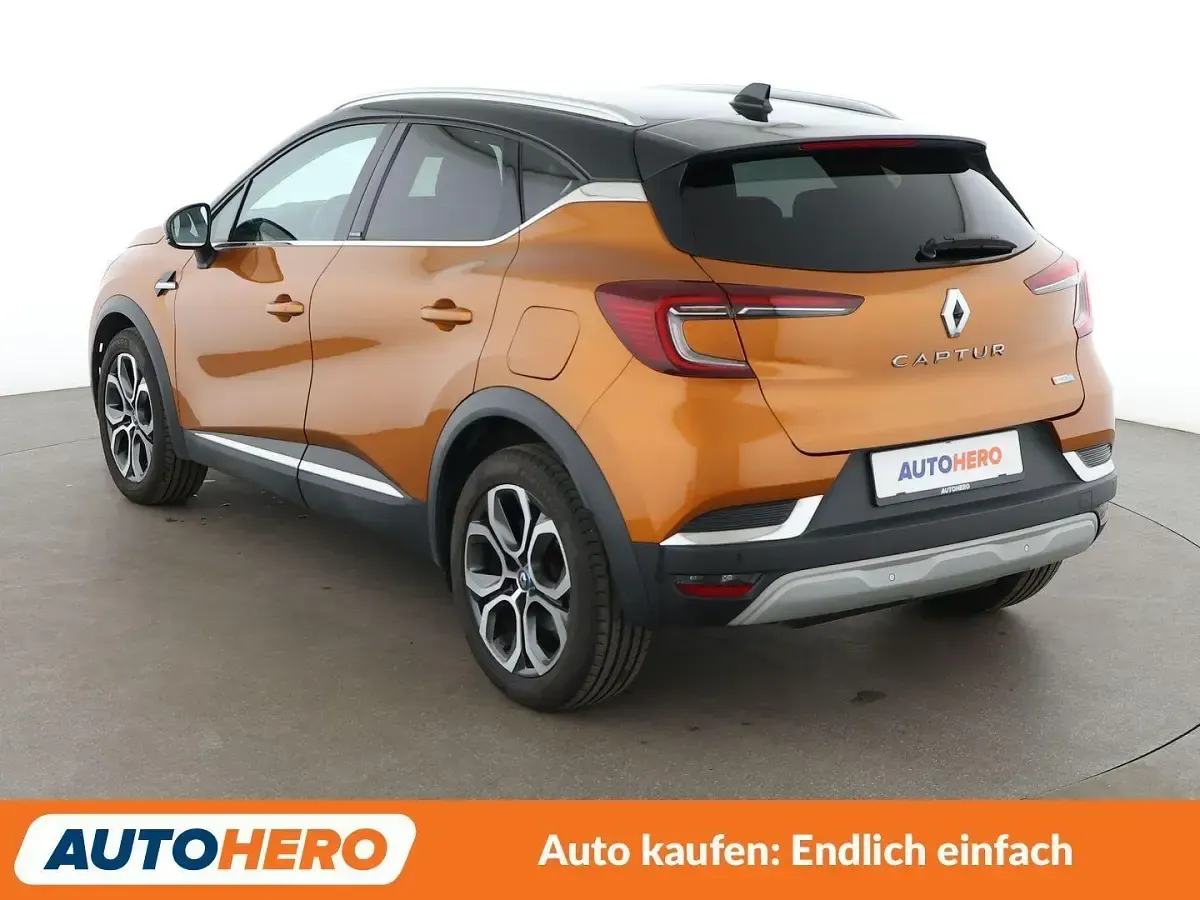 Gebraucht Renault Captur Intens 158 PS (116 kW) 2021 Orange SUV