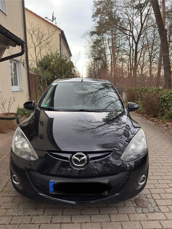 Second-hand Mazda 2 Active 84 CP (61 kW) 2011 Negru Hatchback
