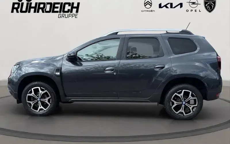 Gebraucht Dacia Duster Celebration 101 PS (74 kW) 2021 Grau SUV