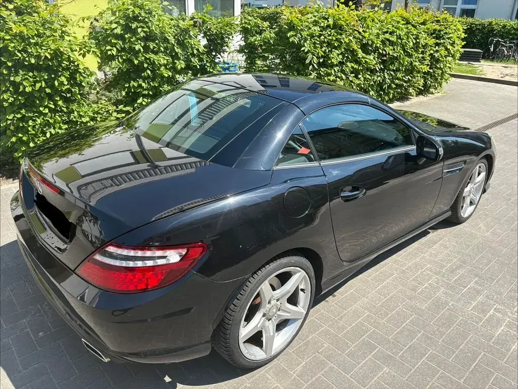 Gebraucht Mercedes SLK350 AMG 306 PS (225 kW) 2011 Schwarz Cabrio