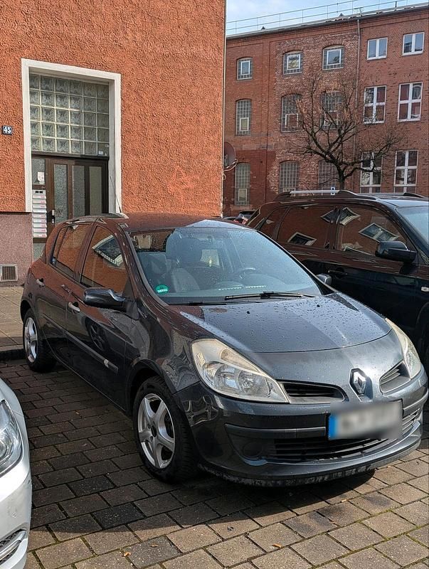 Gebraucht Renault Clio II 100 PS (73 kW) 2008 Kleinwagen