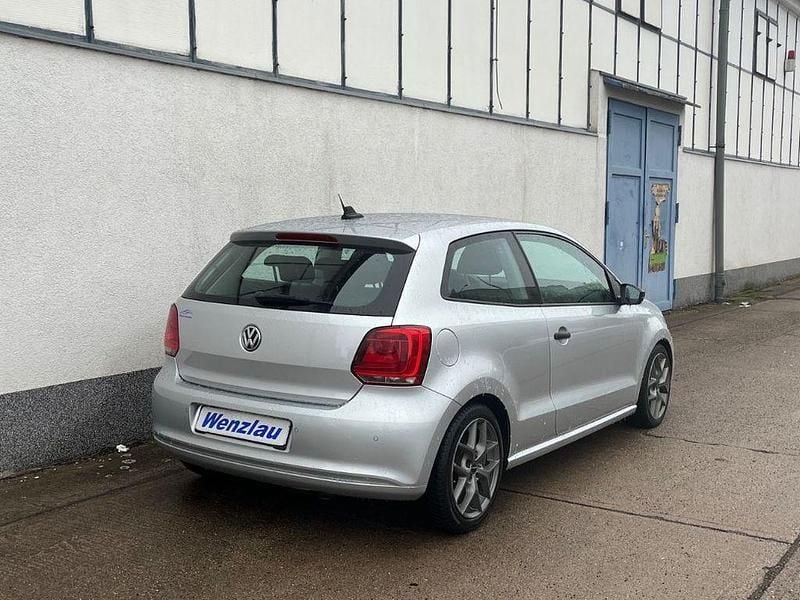 Gebraucht VW Polo Comfortline 75 PS (55 kW) 2014 Silber Kleinwagen