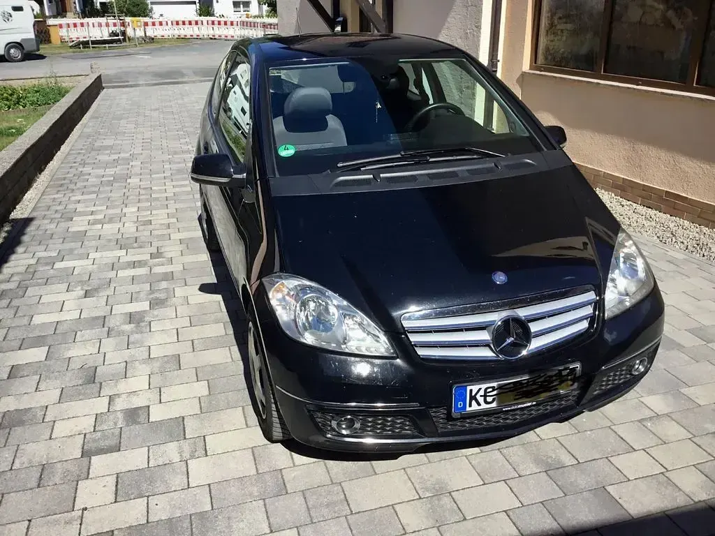 Gebraucht Mercedes A160 95 PS (69 kW) 2009 Schwarz Limousine