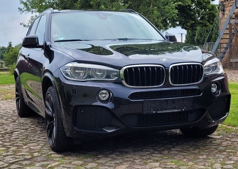 Schwarz Gebraucht 2018 BMW X5 M Sport SUV | 33.000 € (Etwas zu teuer) - Bild 1/4