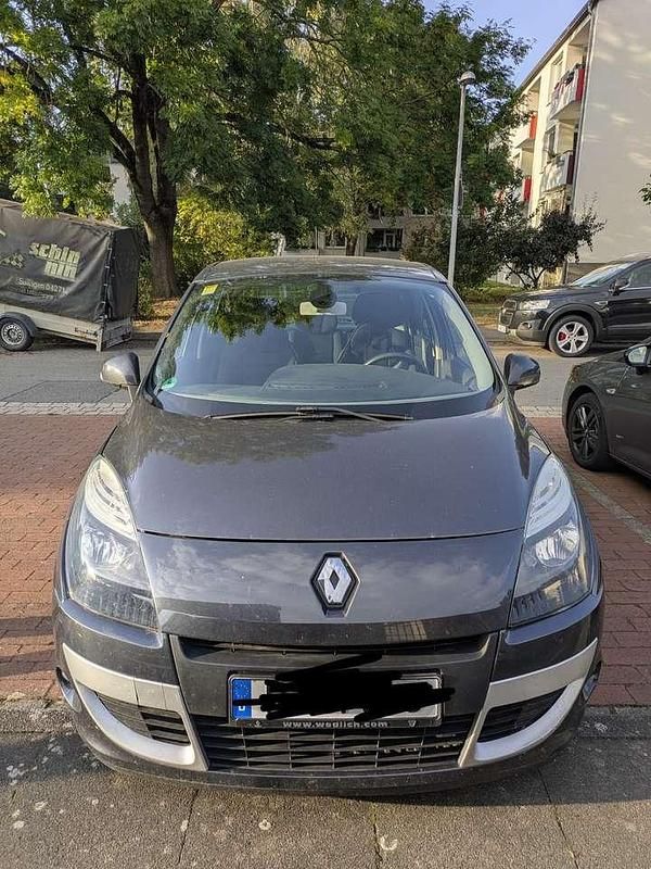 Gebraucht 2010 Renault Scénic III Dynamique Van / Kleinbus | 4.800 € (Teuer) - Bild 1/3