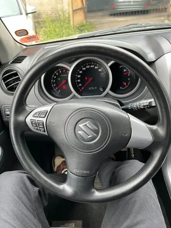 Gebraucht Suzuki Grand Vitara Comfort 106 PS (77 kW) 2006 Grau SUV