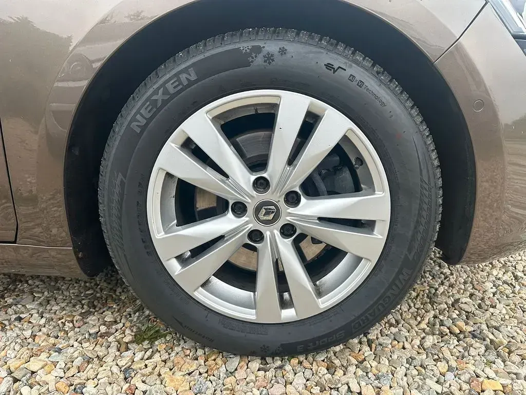 Usata Renault Talisman 200 CV (147 kW) 2016 Marrone Berlina