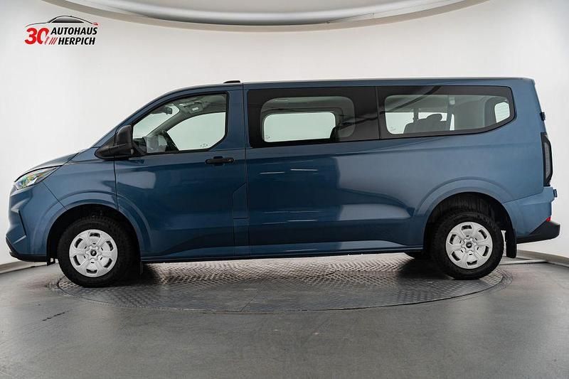 Gebraucht Ford Transit Custom Trend 170 PS (125 kW) 2024 Chromablau metallic Van / Kleinbus