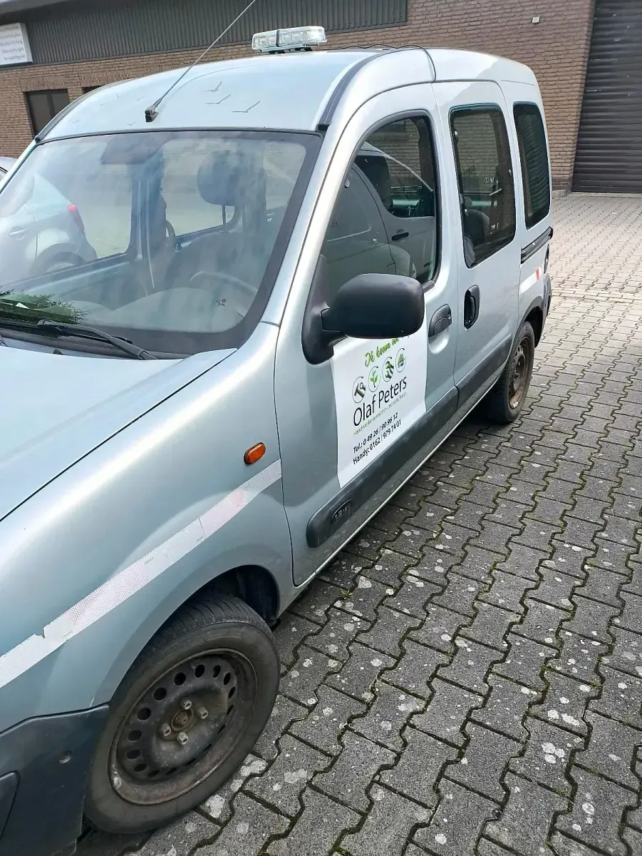 Gebraucht Renault Kangoo 75 PS (55 kW) 2003 Silber Van / Kleinbus