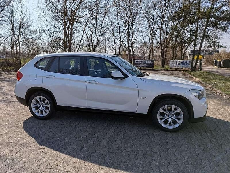 Gebraucht BMW X1 150 PS (110 kW) 2011 Weiß SUV