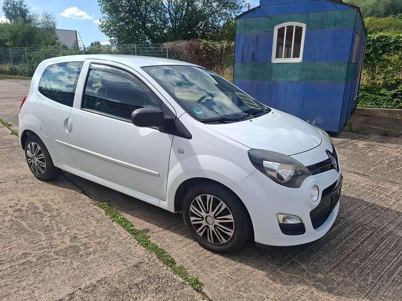 Second-hand Renault Twingo Expression 75 CP (55 kW) 2013 Alb Hatchback
