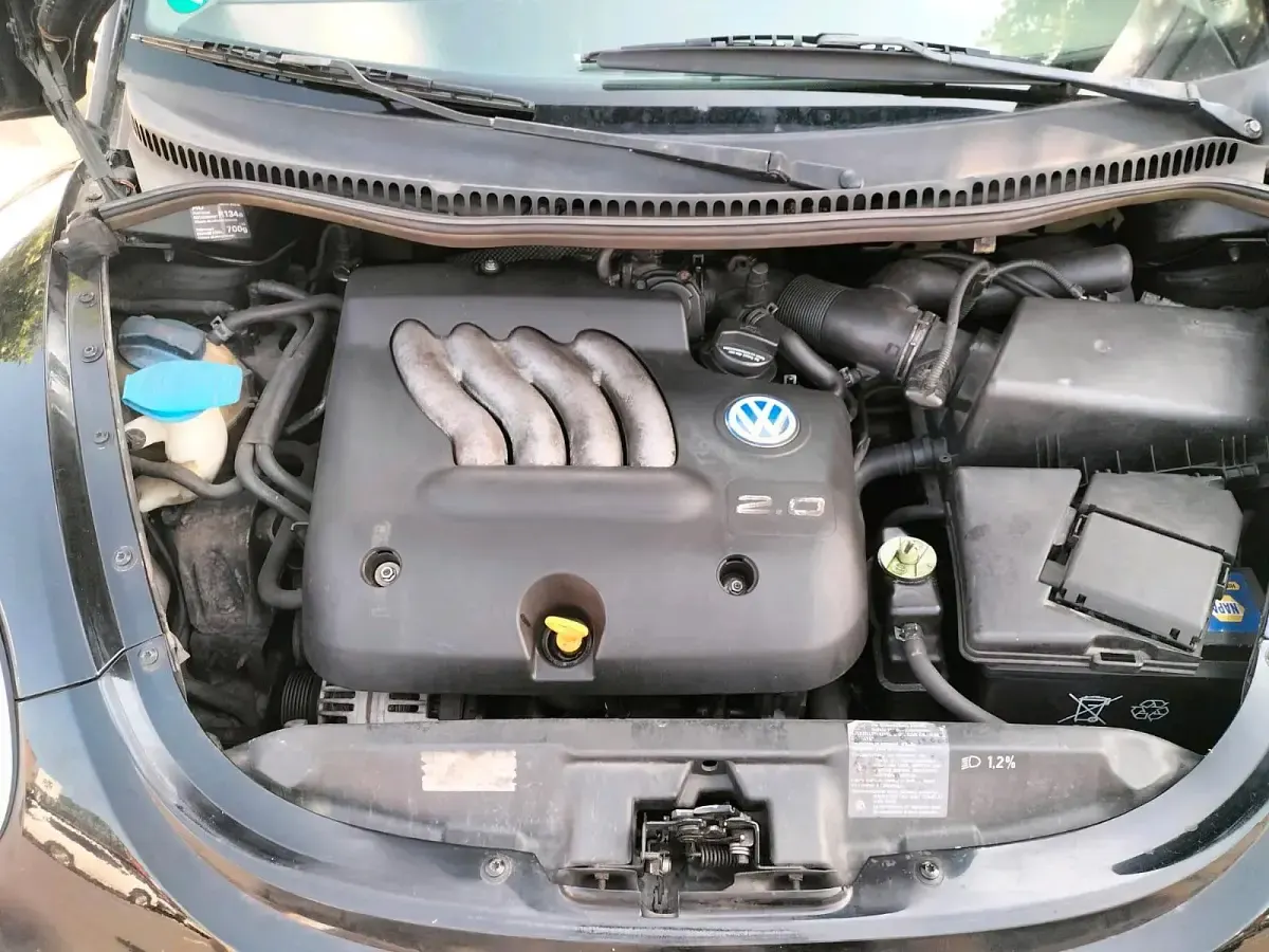 Gebraucht VW Beetle 120 PS (88 kW) 1999 Schwarz Kleinwagen