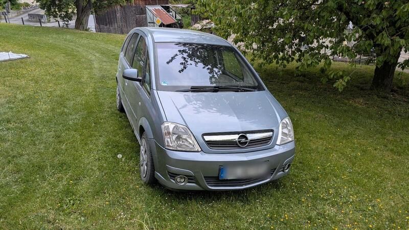 Grau Gebraucht 2008 Opel Meriva Van / Kleinbus | 850 € (Superpreis) - Bild 1/4