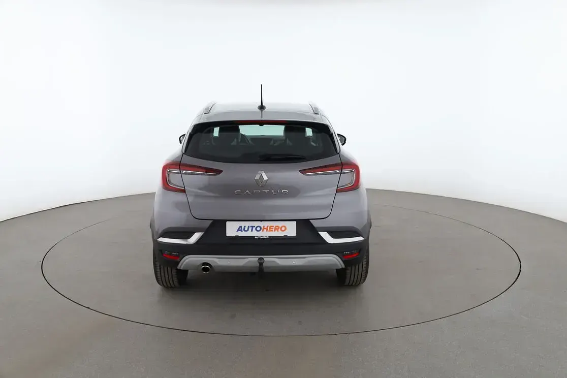 Gebraucht Renault Captur Intens 154 PS (113 kW) 2020 Grau SUV