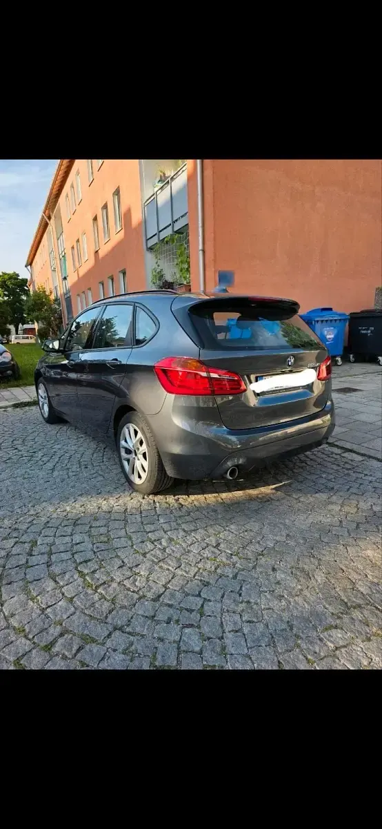 Używany BMW 225 224 KM (164 kW) 2020 Szary Kombi