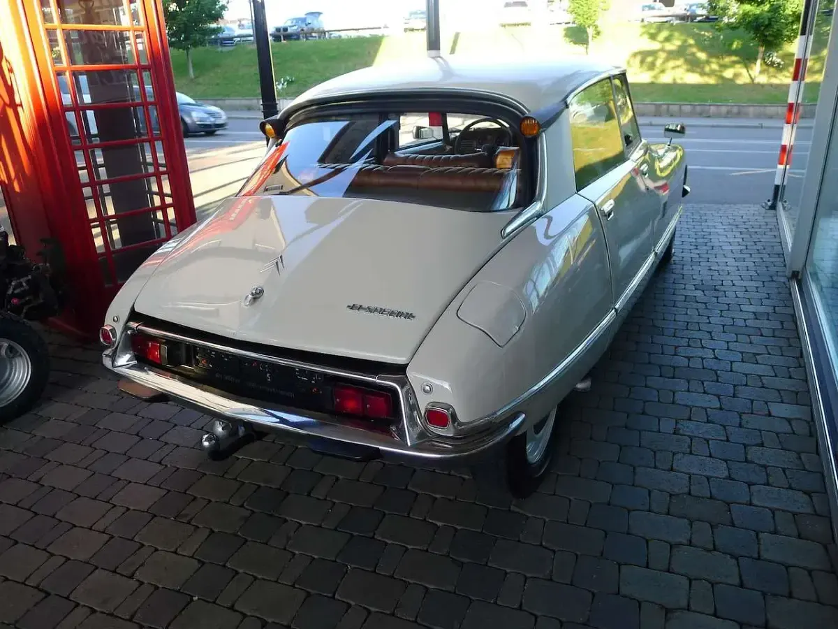 Gebraucht Citroën DS 90 PS (66 kW) 1972 Grau Limousine