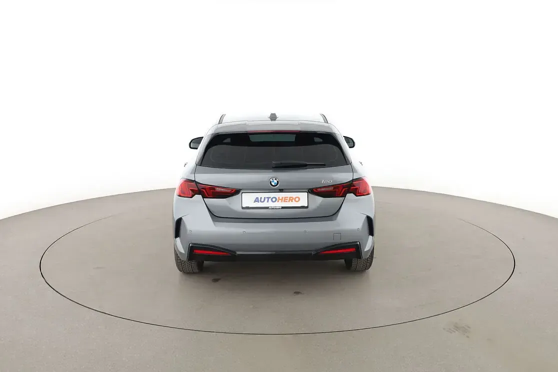 Gebraucht BMW 120 170 PS (125 kW) 2025 Silber Kleinwagen