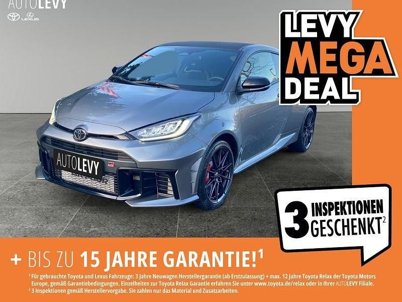 Metallic Gebraucht 2024 Toyota Yaris Kleinwagen | 47.490 € (Superpreis) - Bild 1/4