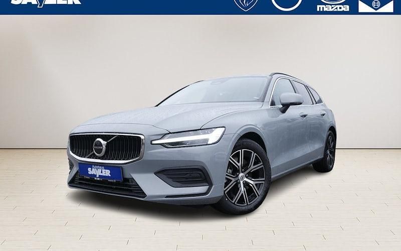Gebraucht Volvo V60 Core 163 PS (119 kW) 2023 Andere farbe Kombi