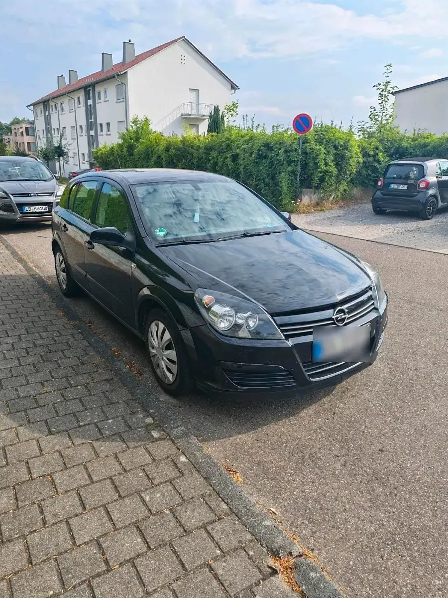 Gebraucht Opel Astra 105 PS (77 kW) 2025 Schwarz Kleinwagen