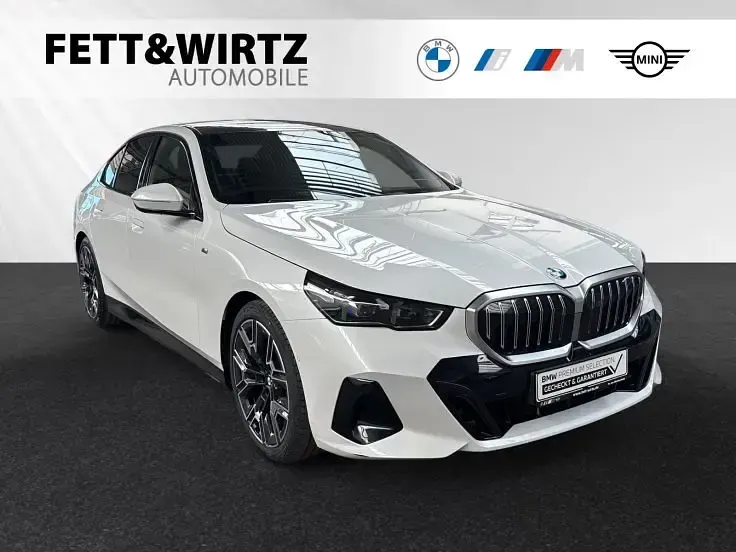 Gebraucht BMW 520 M Sport 197 PS (144 kW) 2025 Limousine