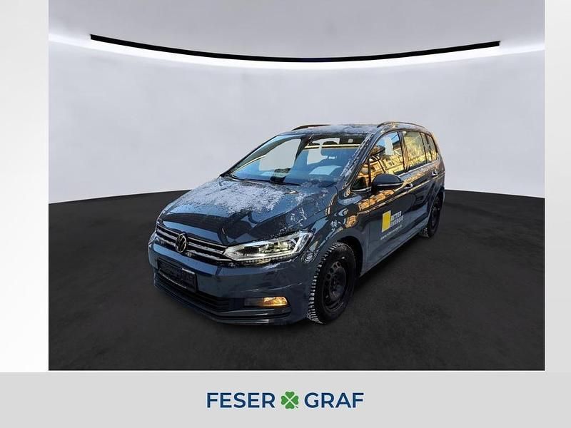 Delfingrau metallic Gebraucht 2023 VW Touran Van / Kleinbus | 24.890 € (Fairer Preis) - Bild 1/4