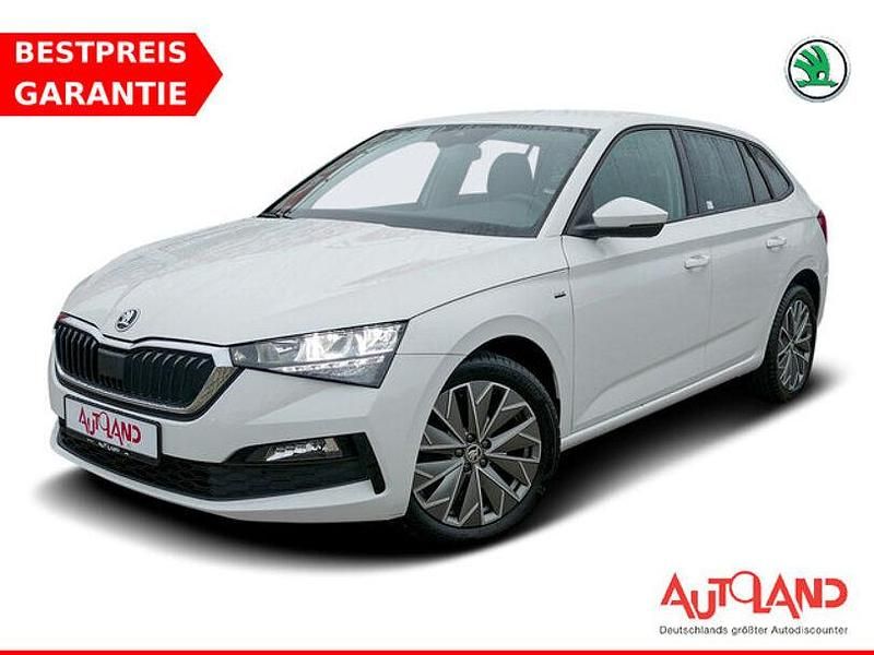 Gebraucht Skoda Scala Clever 150 PS (110 kW) 2021 Weiß Kleinwagen