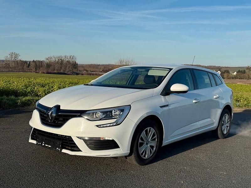 Weiß Gebraucht 2017 Renault Mégane GrandTour Kombi | 7.500 € (Superpreis) - Bild 1/4