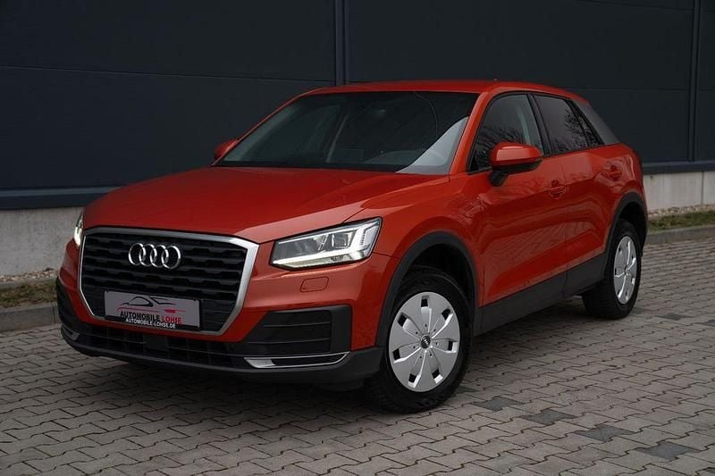 Gebraucht Audi Q2 Basis 116 PS (85 kW) 2017 Orange SUV